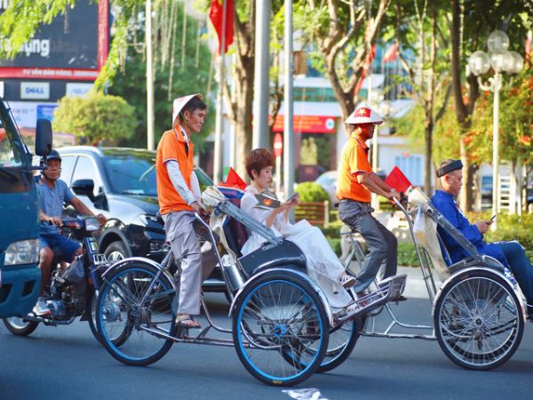 Nha Trang Cyclo Ao Dai Tour